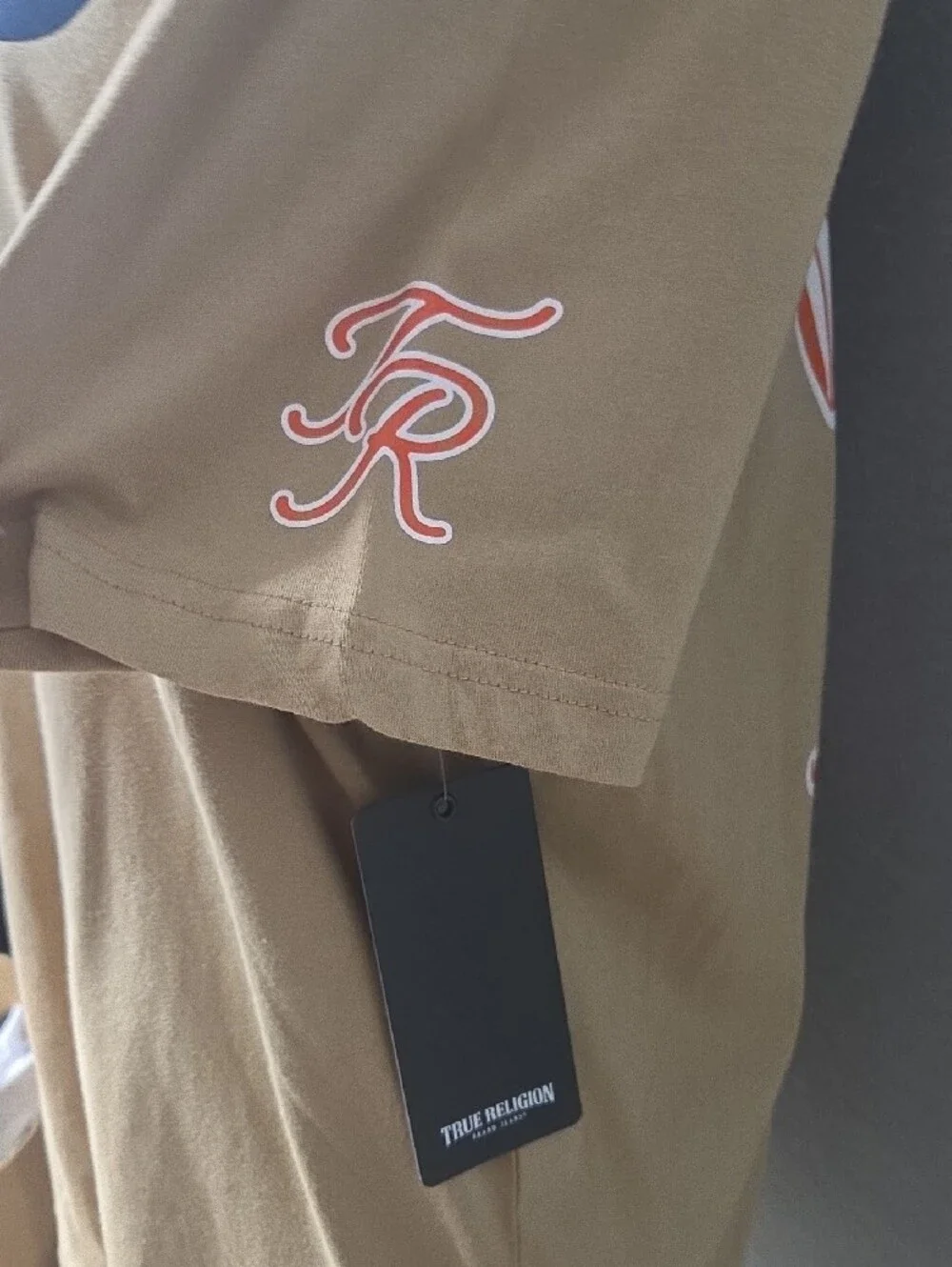 True Religion Tan Tee with Navy Chest Horseshoe Small Sz.